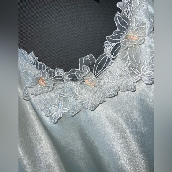 California Dynasty Babydoll Slip Dress (size M) in Cream with Floral Decal - Picture 2 of 5